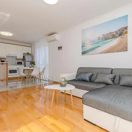 Apartment Calimero